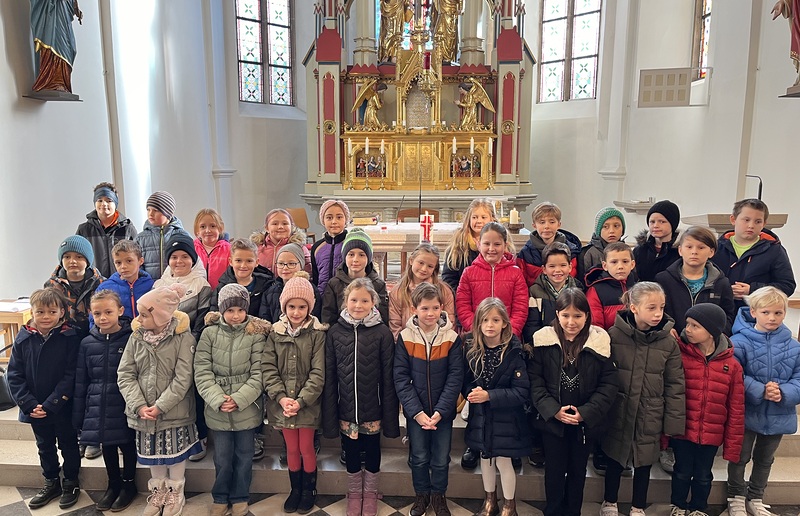 Erstkommunionkinder 2024 / Monika Pein